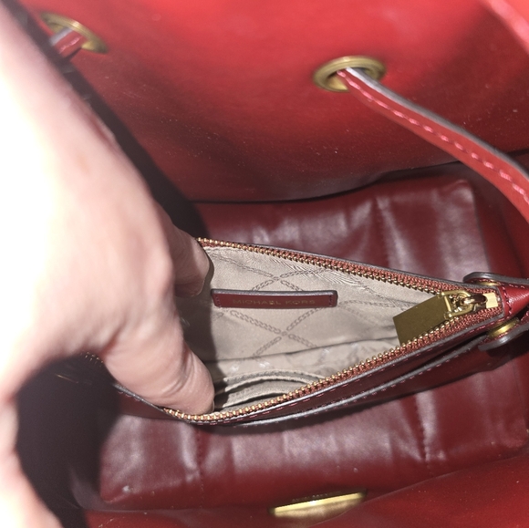 Michael Kors Mercer Patchwork Suede Leather Burgundy Bucket Bag Crossbody NWOT - Picture 10 of 12